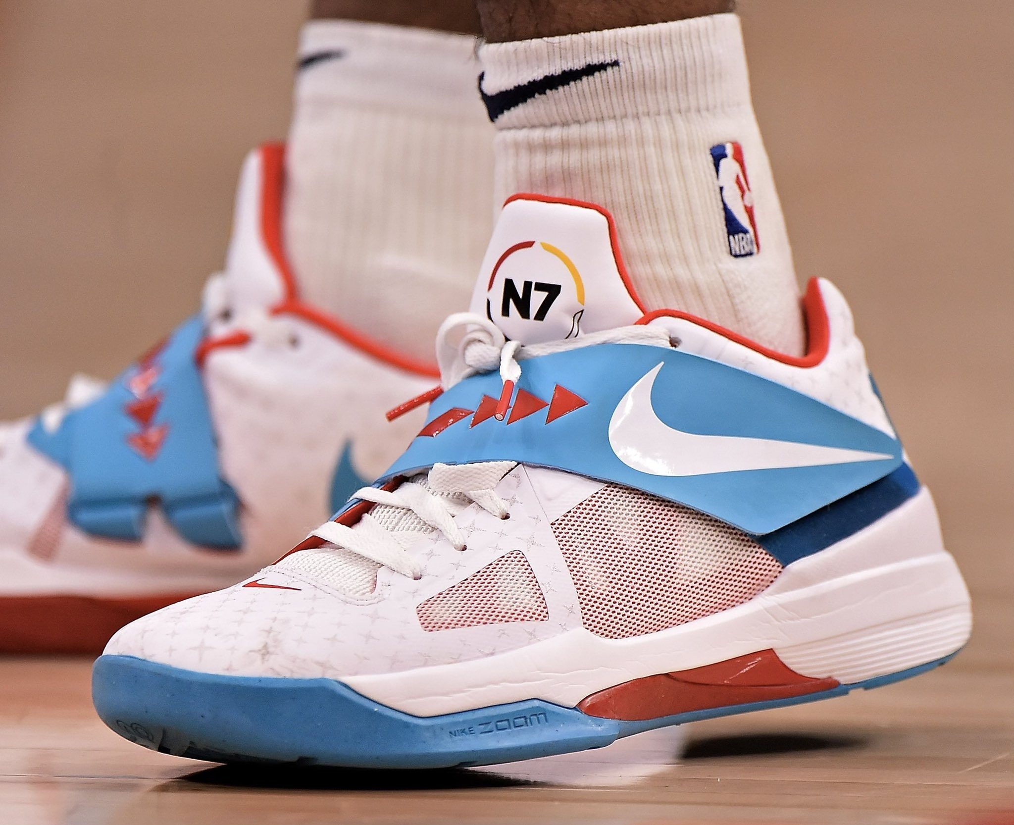 墙体穿梭把 墙体穿梭把