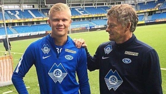 焦点镜头诞 焦点镜头诞